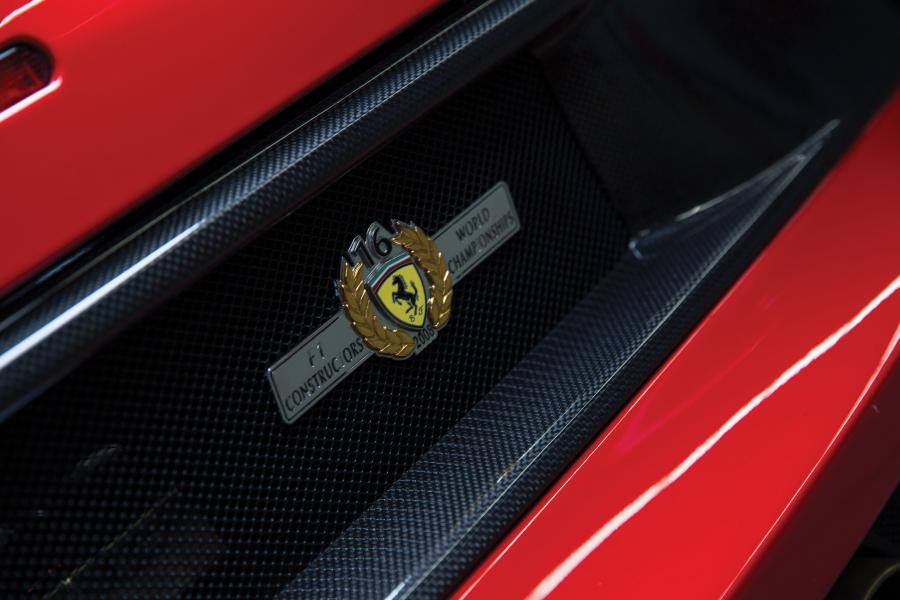 Детали экстерьера Ferrari F430 Scuderia Spider 16M 2008 года  (NA) (фото 21 из 29)